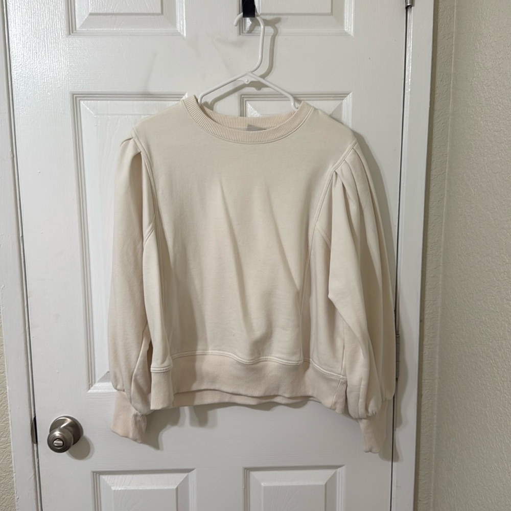 Oversized cream colored sweater size large